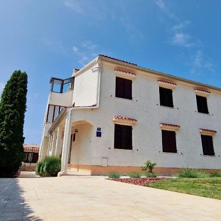 Apartments Regi Medulin Exterior photo
